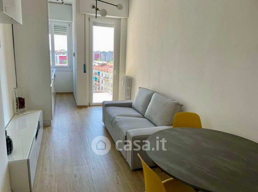 Appartamento in Affitto in Via Lodovico Il Moro 61 a Milano