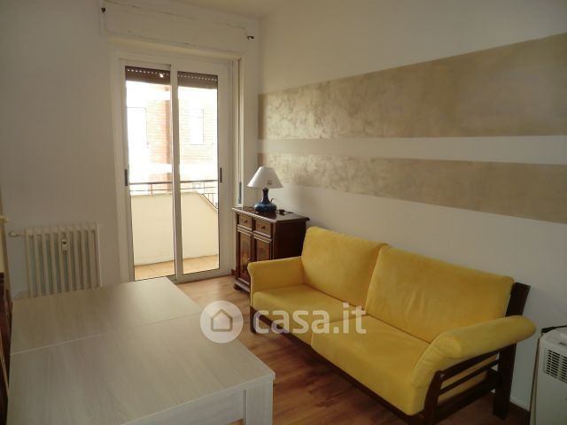Appartamento in Affitto in Via Negroli 10 a Milano