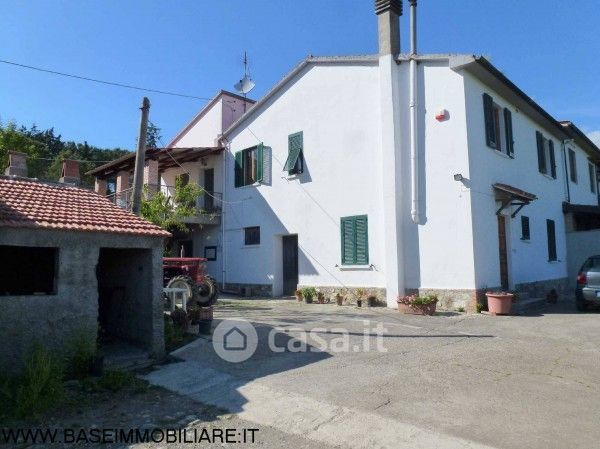 Casa Bi/Trifamiliare in Vendita in Strada Statale 68 di Val Cecina a Volterra