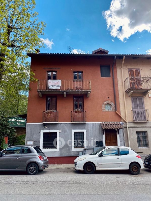 Appartamento in Vendita in Strada Comunale di Mongreno 50 a Torino