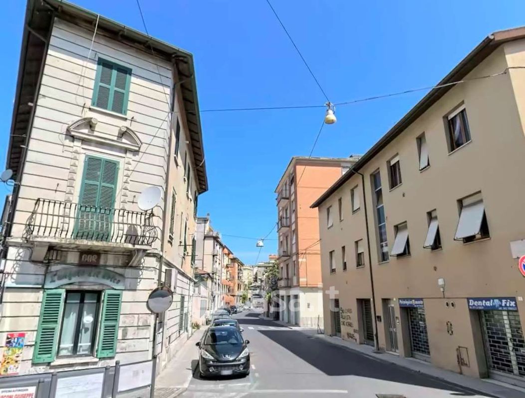 Appartamento in Vendita in Via Lorenzo Lotto a Ancona