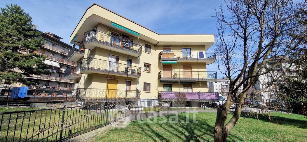 Appartamento in Vendita in Corso Saint-Martin-de-Corléans 251 a Aosta