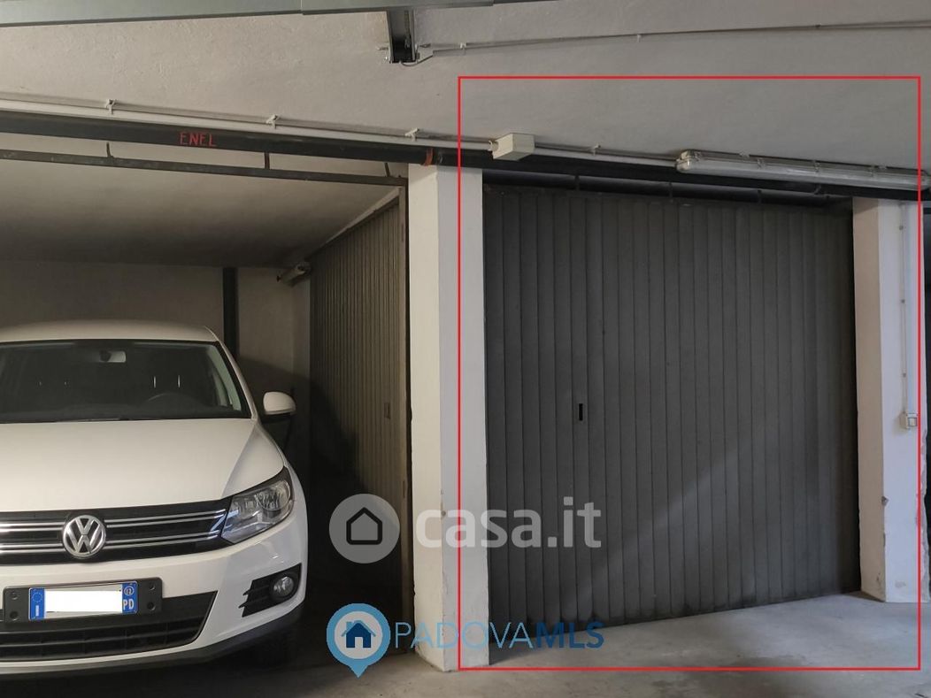 Garage/Posto auto in Vendita in Piazzale Santa Croce a Padova