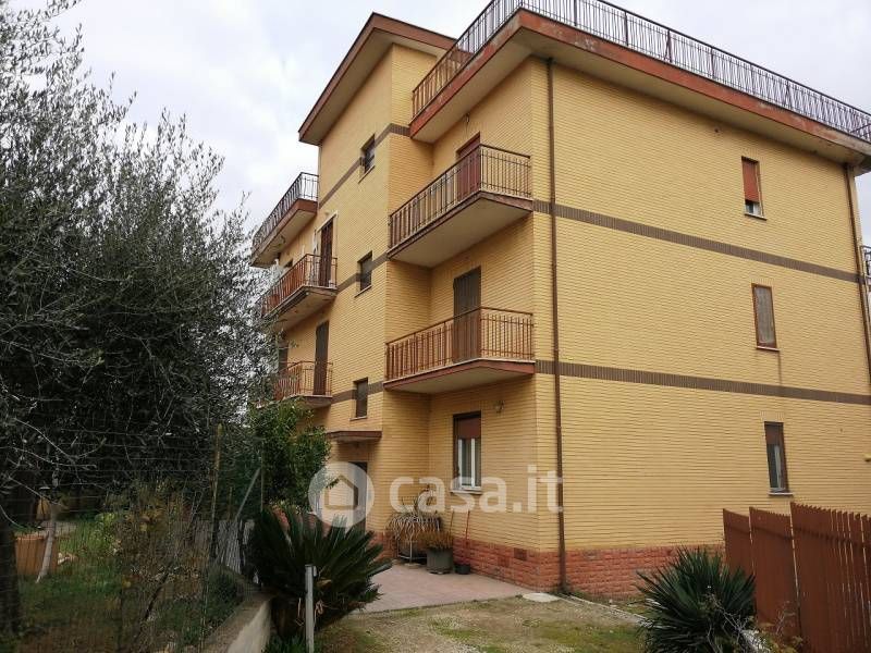 Appartamento in Vendita in Villa Santa Maria a Roma