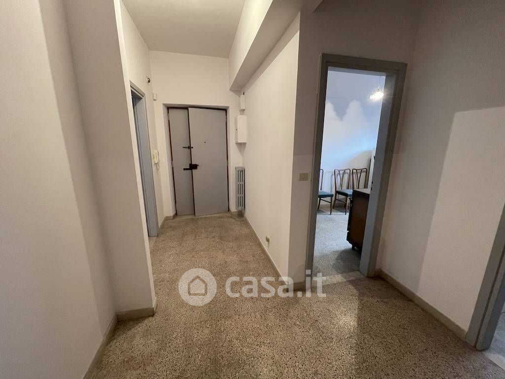 Appartamento in Vendita in Viale Laboccetta a Reggio Calabria