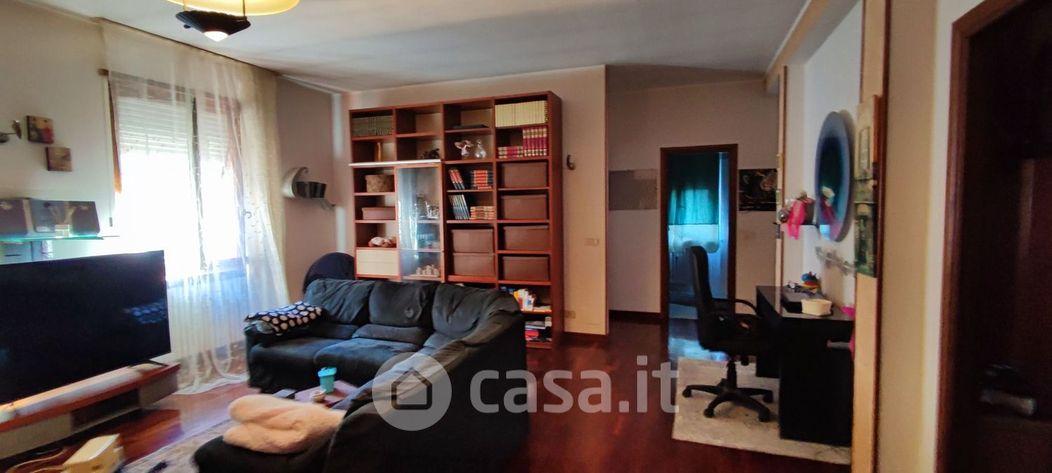 Appartamento in Vendita in Via Giulio Musso a Asti