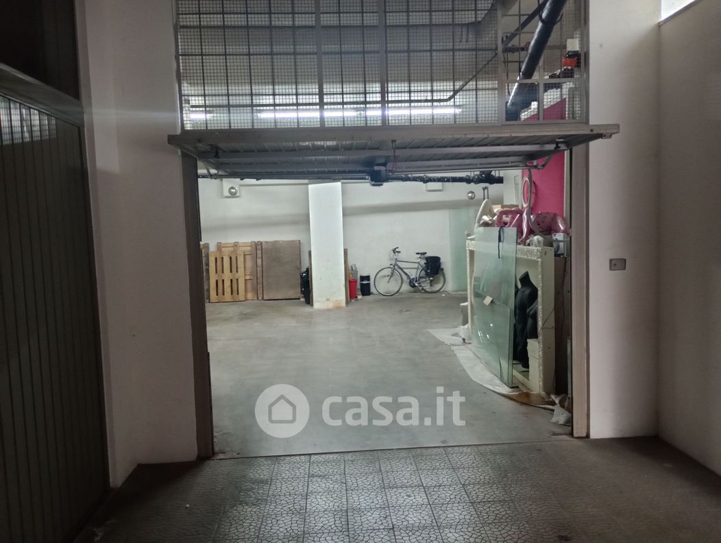 Garage/Posto auto in Vendita in Via simmini a Lecce