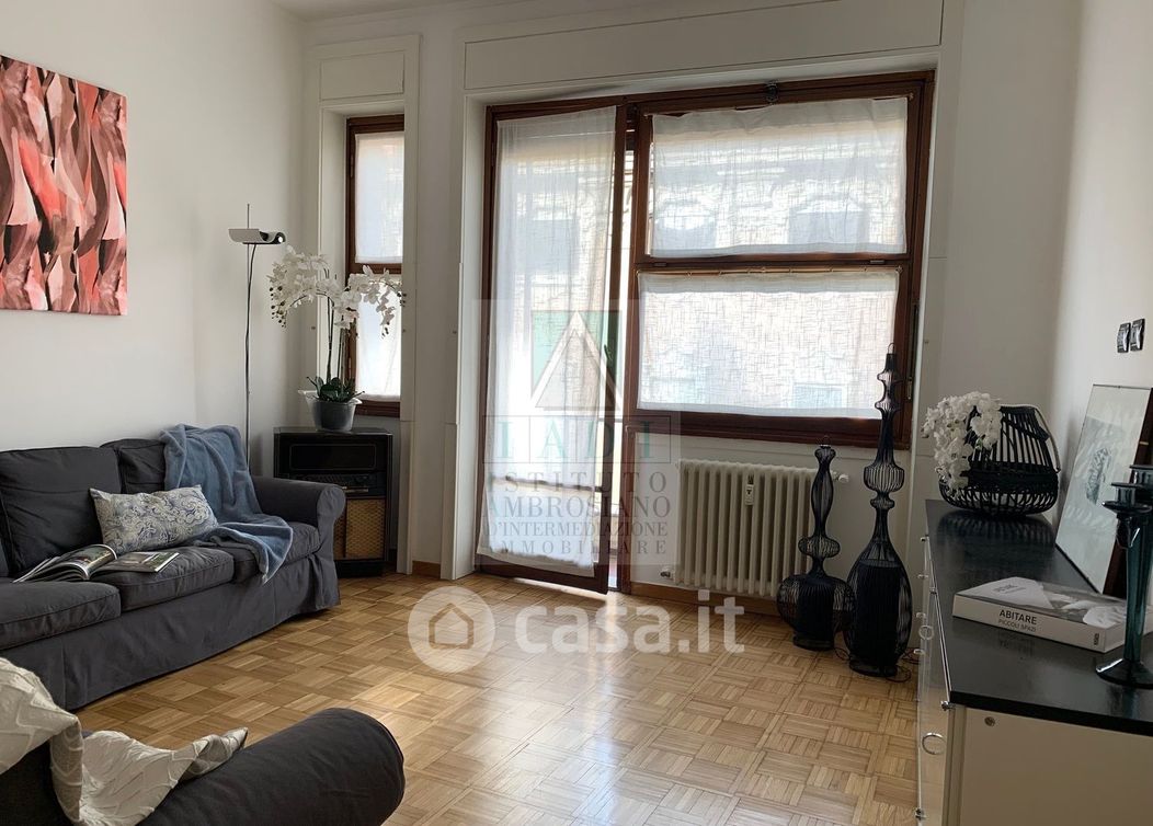Appartamento in Affitto in Via Edmondo de Amicis a Milano