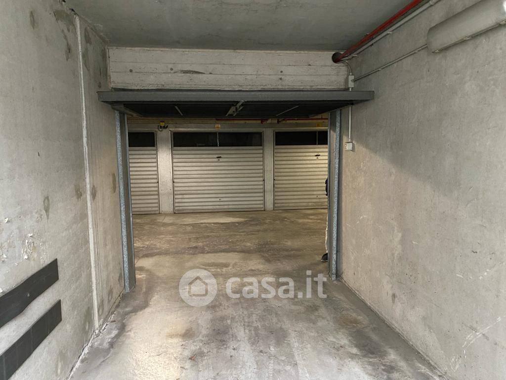 Garage/Posto auto in Vendita in Piazza kennedy a La Spezia