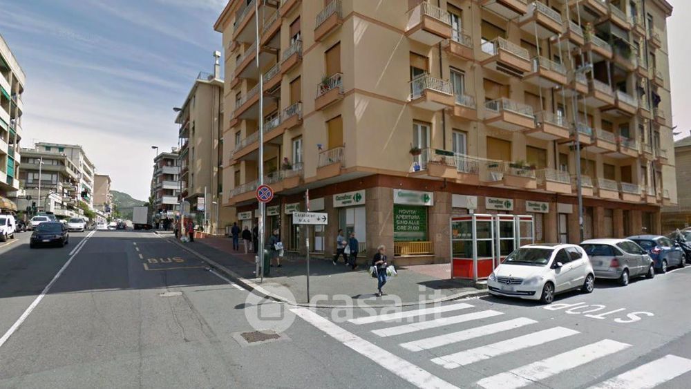 Appartamento in Vendita in Via Timavo a Genova