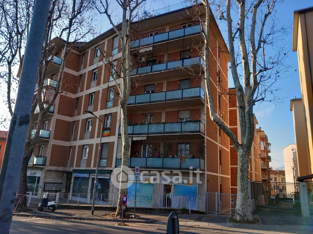 Appartamento in Vendita in Viale Giulio Cesare 22 a Bergamo