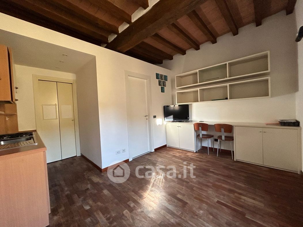 Appartamento in Vendita in Via illica 4 a Piacenza