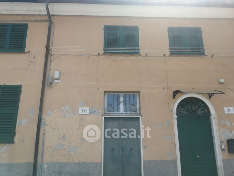 Appartamento in Vendita in Via Fegino a Genova