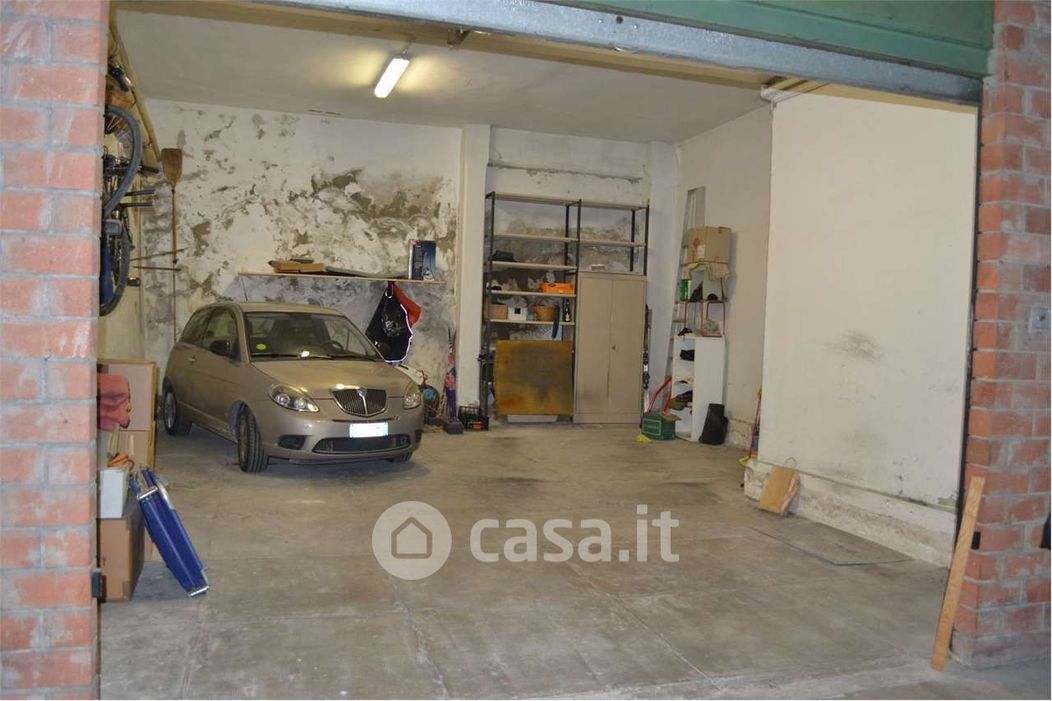 Garage/Posto auto in Vendita in Via Felice Fontana a Firenze