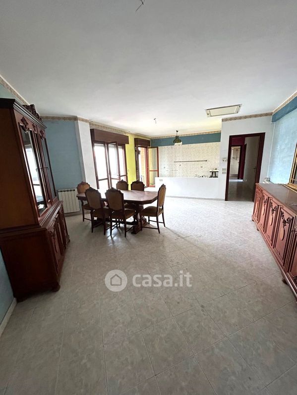 Appartamento in Vendita in Via Pompeo Cisternazza 10 a Mascalucia