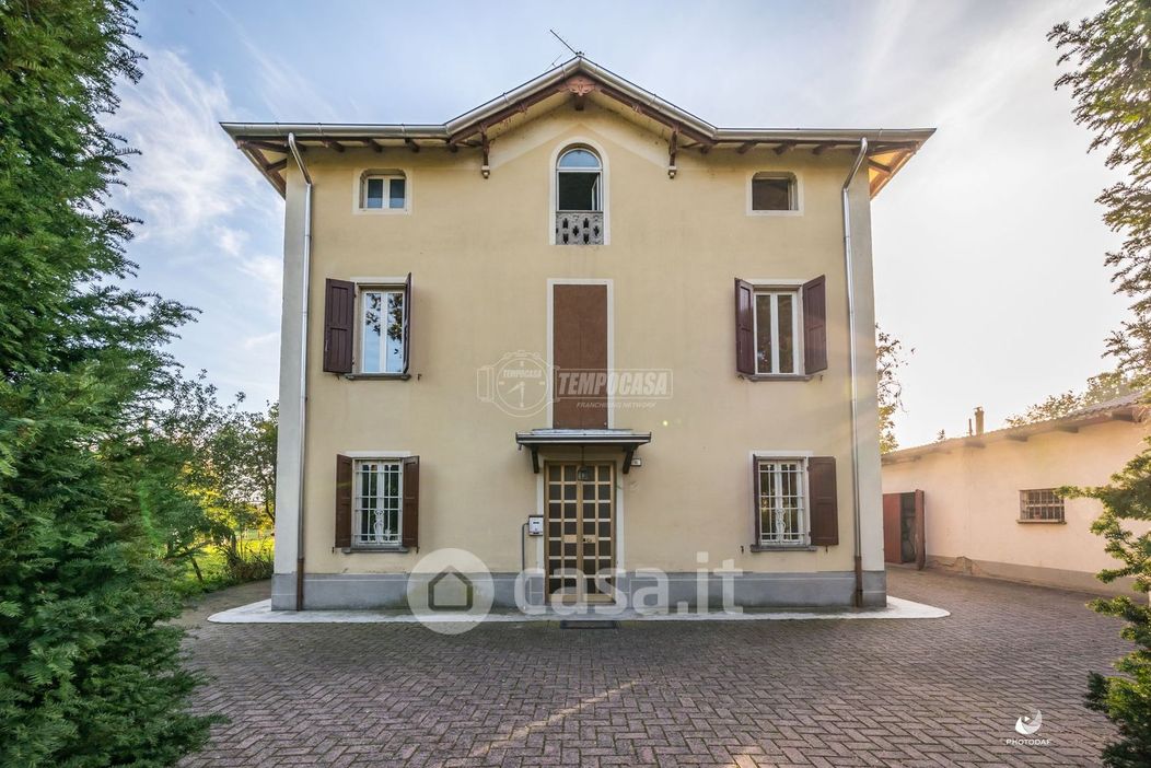 Casa indipendente in Vendita in Via Ferdinando Galiani 6 a Reggio Emilia