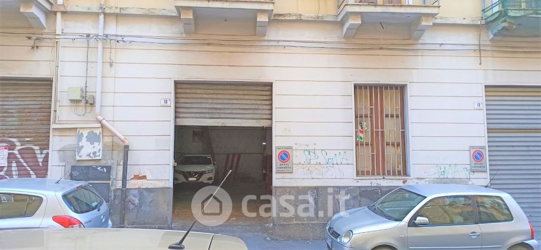 Garage/Posto auto in Vendita in Via STELLATA 19 a Catania