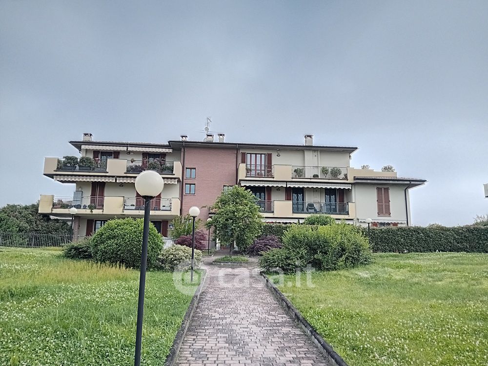 Appartamento in Vendita in Via Roma 18 a Valle Salimbene