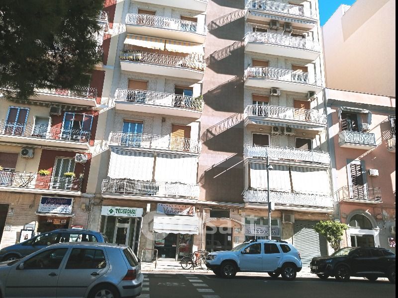 Appartamento in Vendita in Viale Japigia a Bari