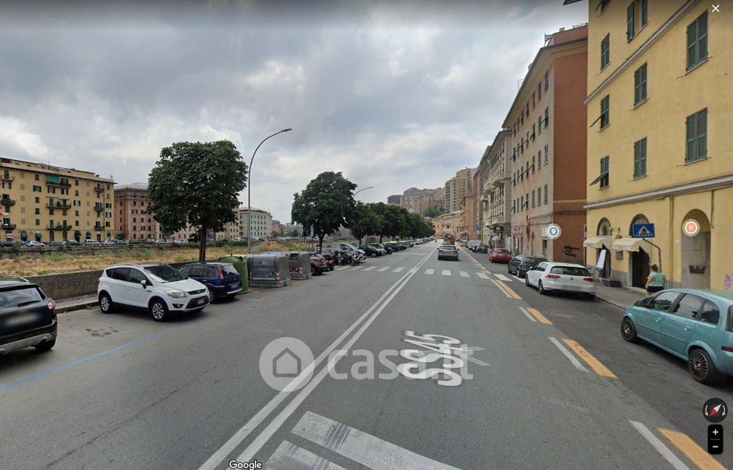Garage/Posto auto in Vendita in Via Giaffa a Genova