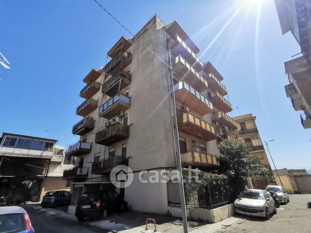 Appartamento in Vendita in Via Tirso 23 a Messina