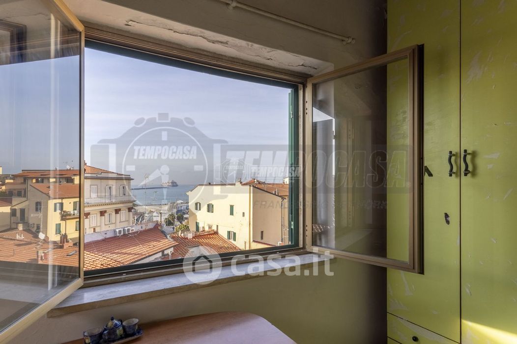 Appartamento in Vendita in Via della Bassata a Livorno