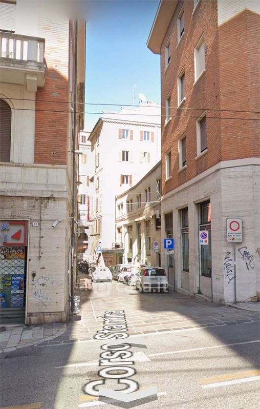 Palazzo in Vendita in Via Francesco Podesti 1 a Ancona