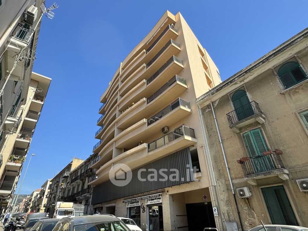 Appartamento in Vendita in Via Alessandro Manzoni 4 a Messina
