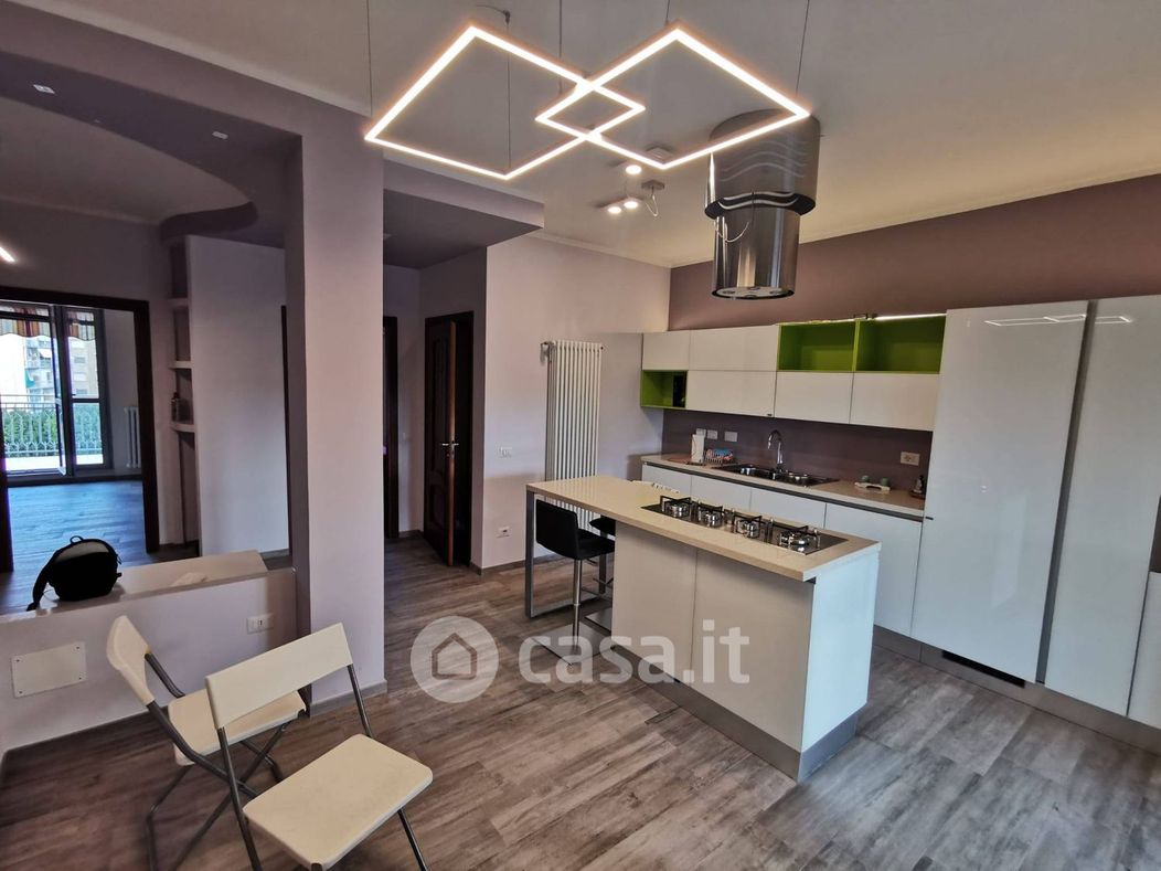 Appartamento in Vendita in Via Riccardo Zandonai a Torino
