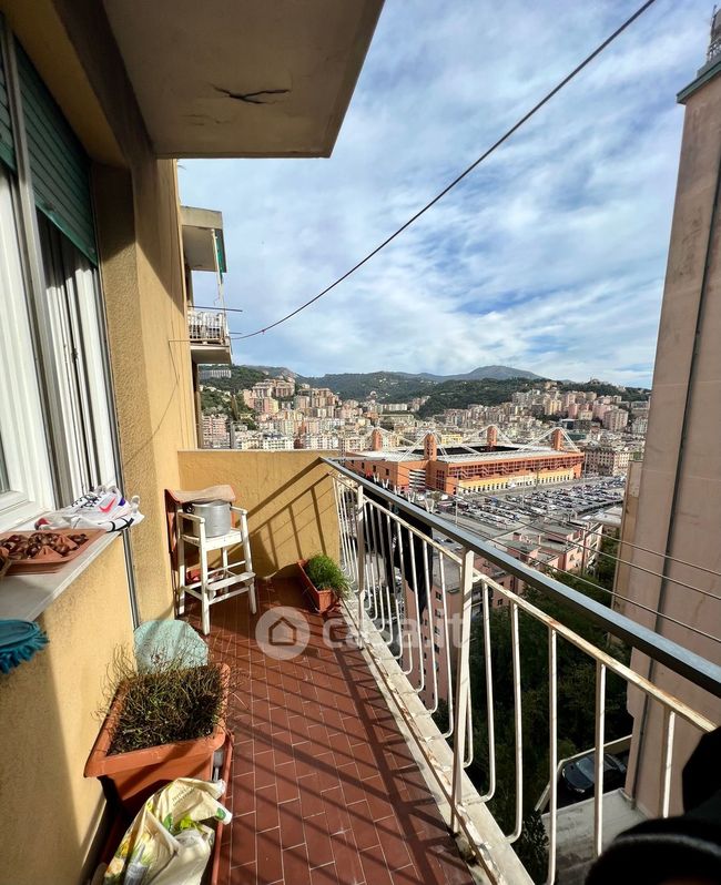 Appartamento in Vendita in Via Leonardo Montaldo 24 a Genova