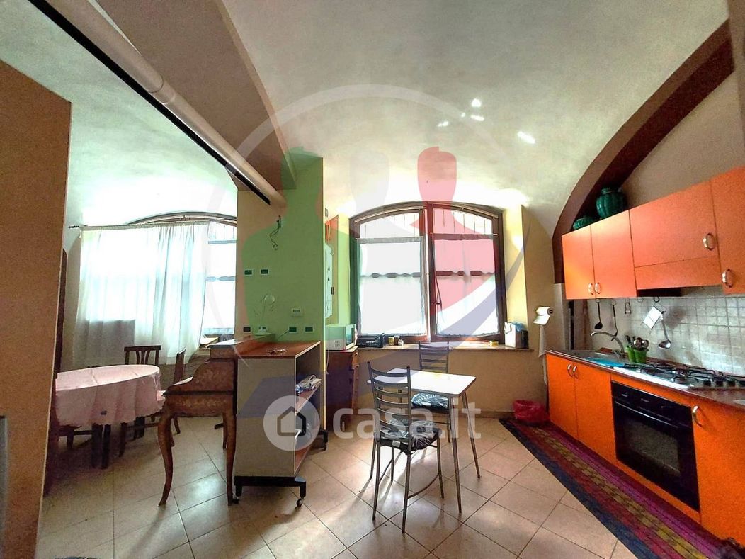 Appartamento in Vendita in Via Luigi Tarino 7 a Torino