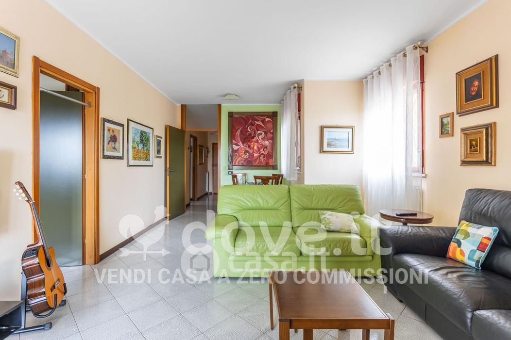 Appartamento in Vendita in Via Cascina del Rosario 100 a Varese