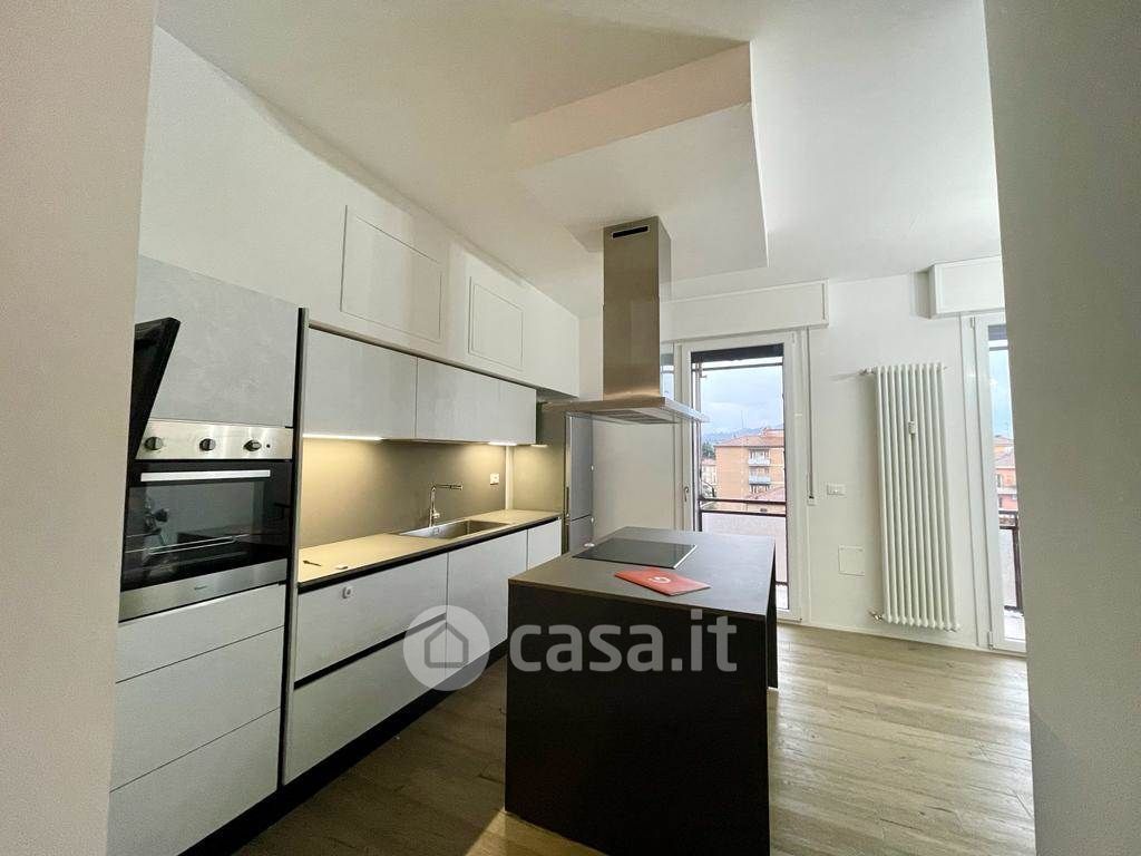 Appartamento in Vendita in Via della Viola a Bologna