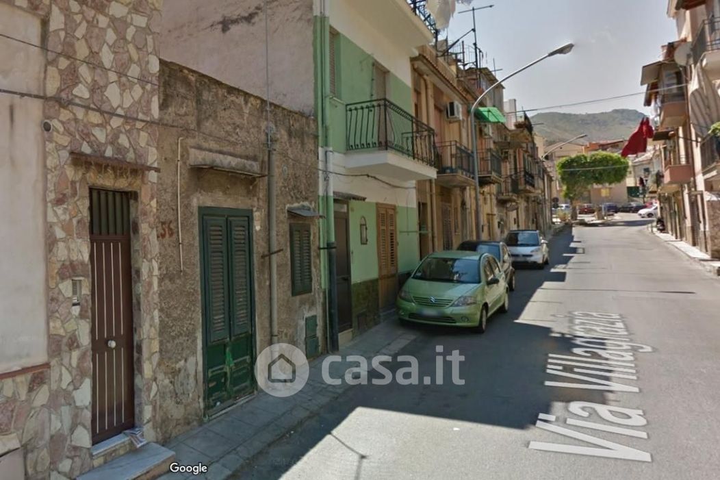 Appartamento in Vendita in Via Villagrazia a Palermo