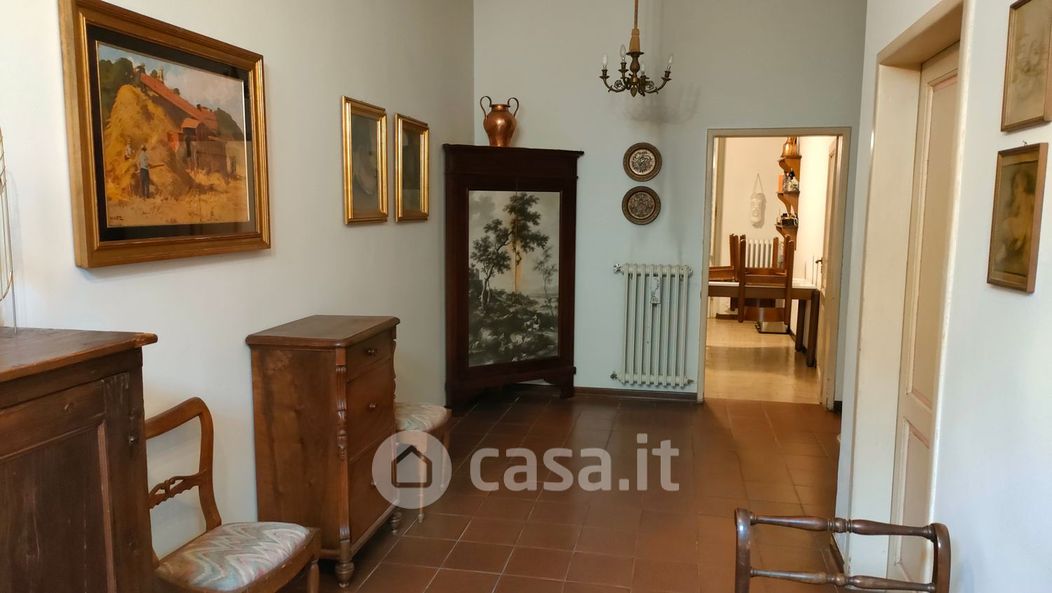 Casa indipendente in Vendita in Via Tommaso Cortesi a Prato