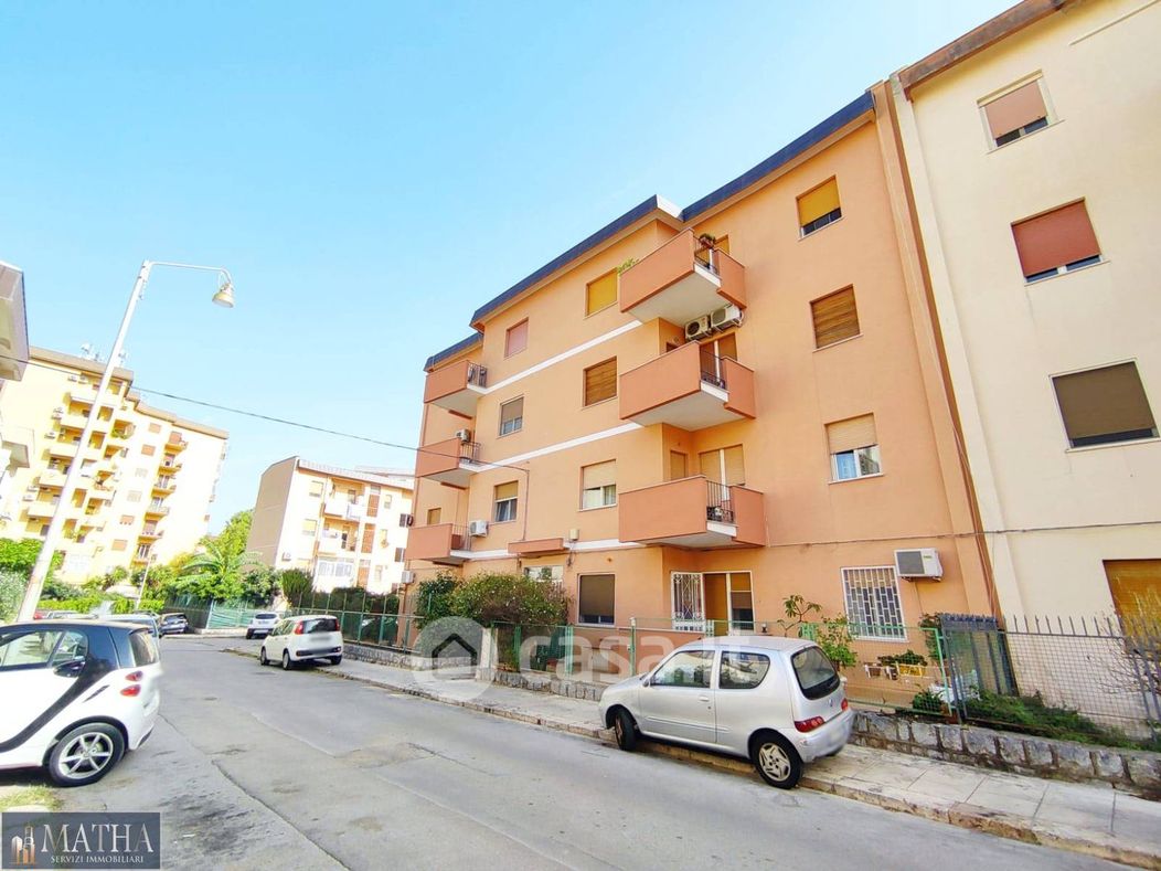 Appartamento in Vendita in Via Salvatore Riccobono 2 a Palermo