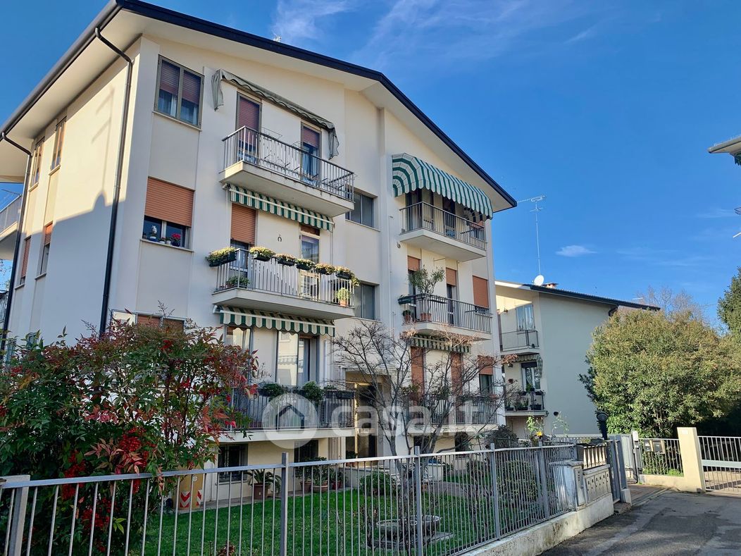 Appartamento in Vendita in Via Carlo Cattaneo a Treviso