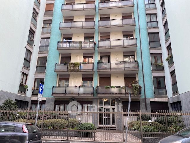 Appartamento in Affitto in Via Giancarlo Sismondi a Milano