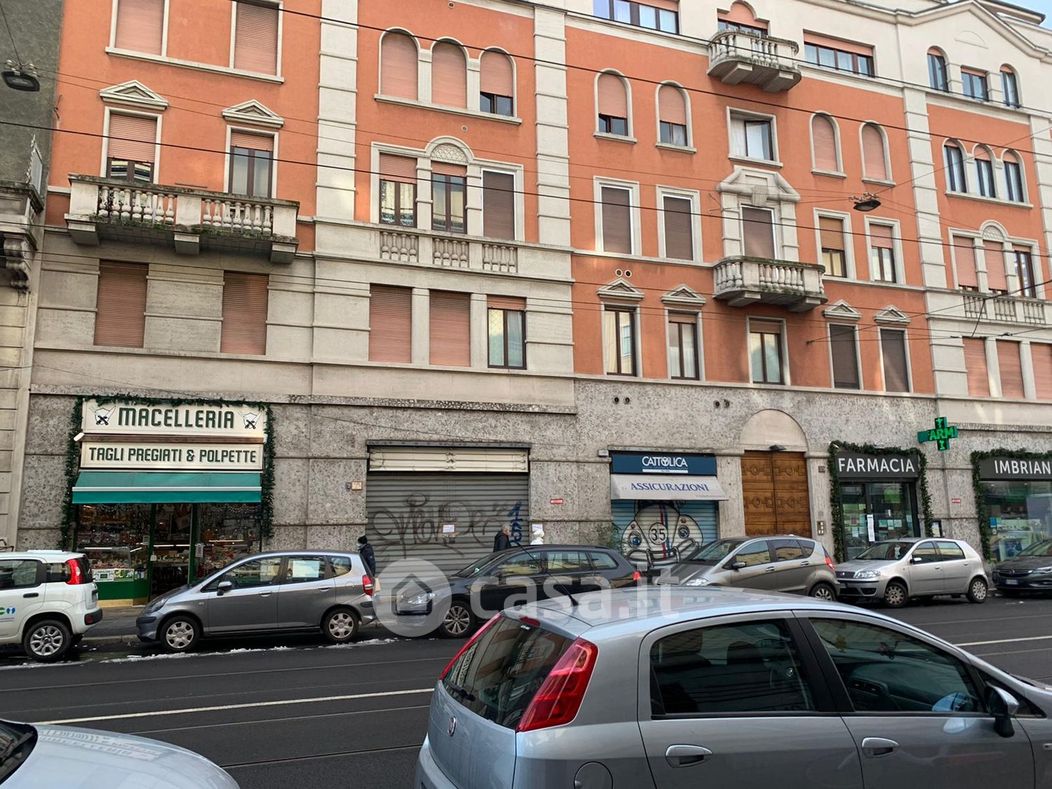 Negozio/Locale commerciale in Affitto in Via degli Imbriani 35 a Milano