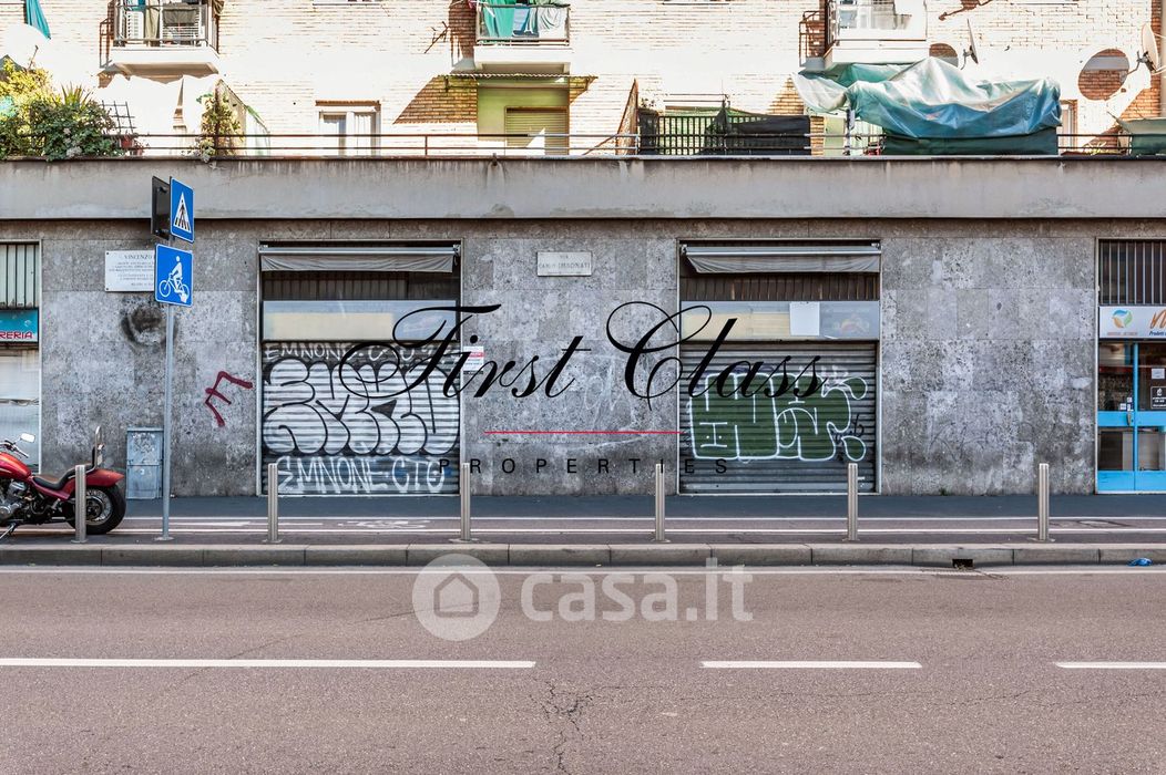 Negozio/Locale commerciale in Vendita in Via Carlo Imbonati 78 a Milano