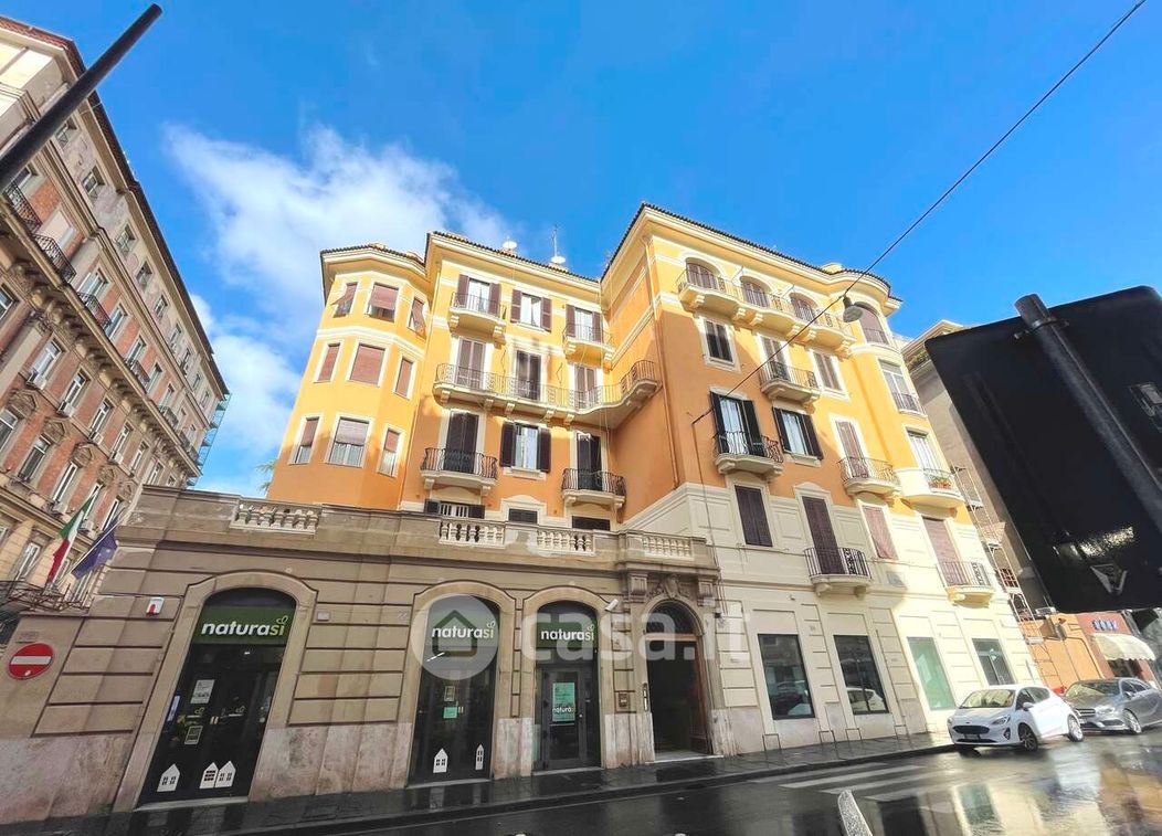 Appartamento in Affitto in Via Vittorio Veneto a Roma