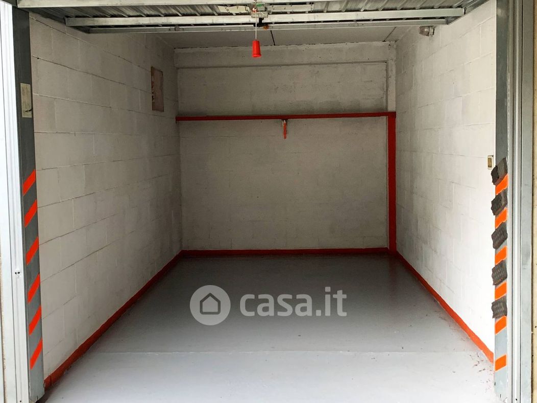 Garage/Posto auto in Vendita in Via Girotto 1 /A a Venaria Reale