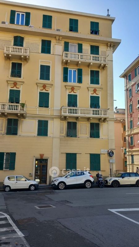 Appartamento in Vendita in Via Giacomo Balbi Piovera 26 a Genova