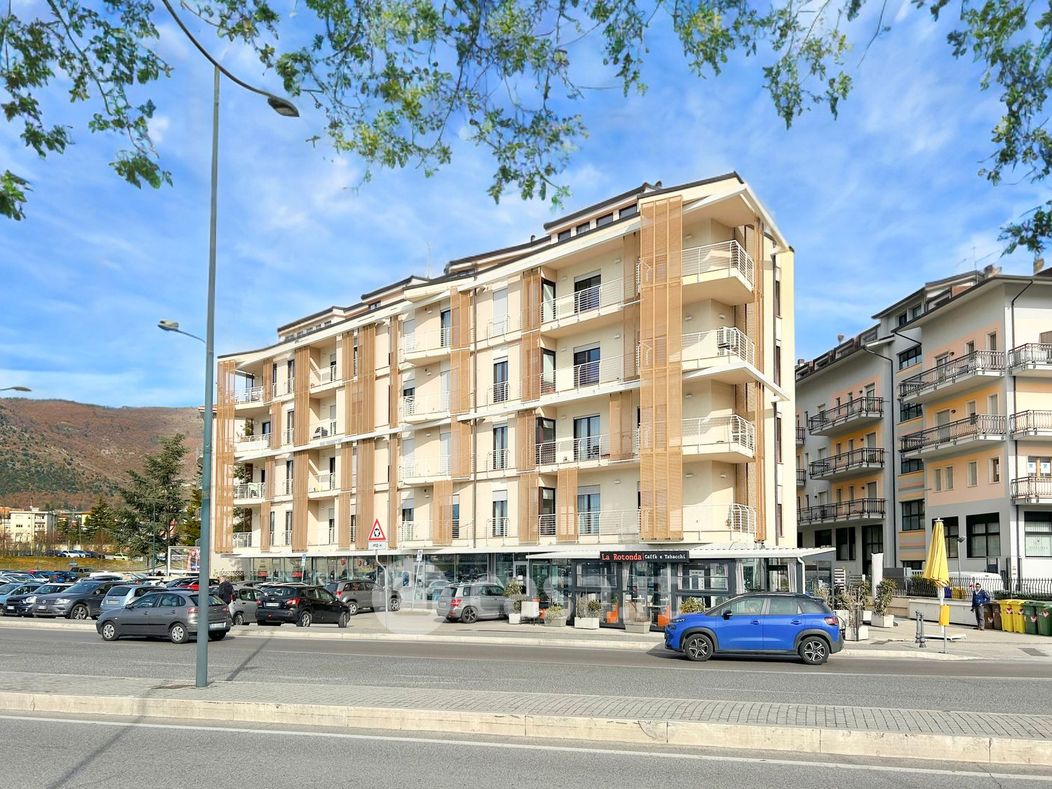 Appartamento in Vendita in Via del Beato Cesidio 9 a L'Aquila