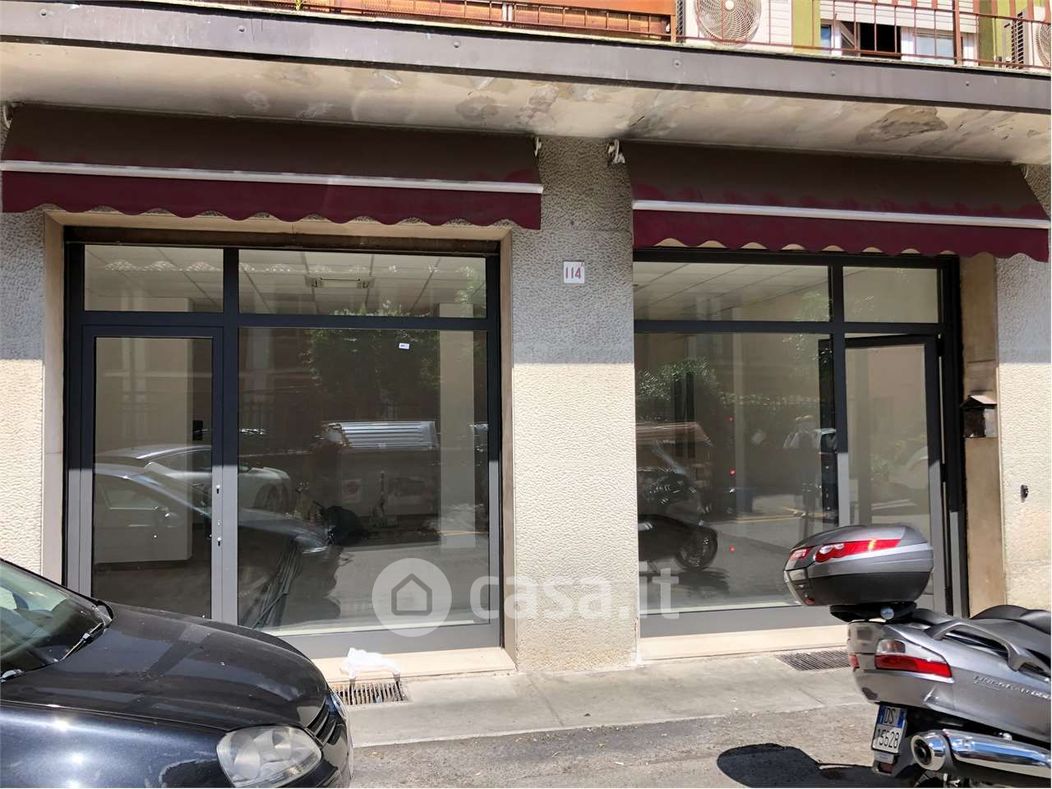 Negozio/Locale commerciale in Vendita in Via Milano 114 a Brescia