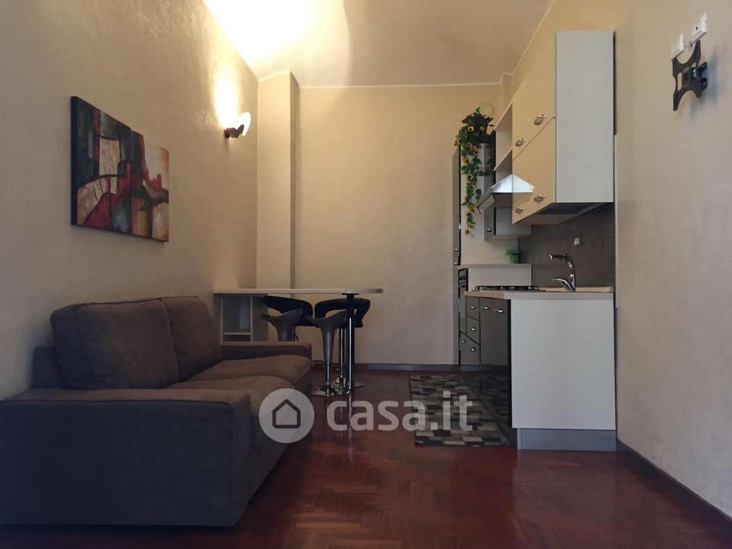Appartamento in Affitto in Via Carlo Boucheron 8 a Torino