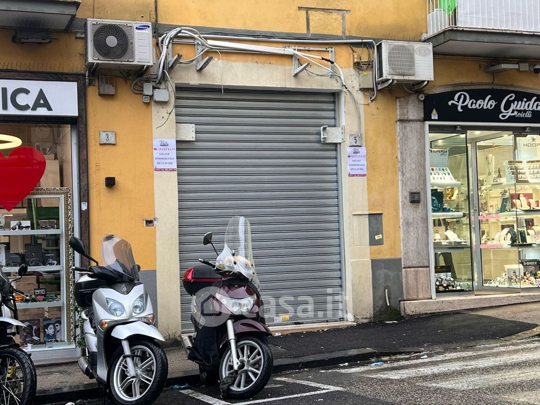Negozio/Locale commerciale in Affitto in Via Giuseppe Recco 5 a Napoli