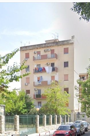 Appartamento in Vendita in Via Imera a Palermo