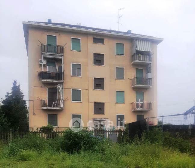Appartamento in Vendita in a. gifflenga a Vercelli