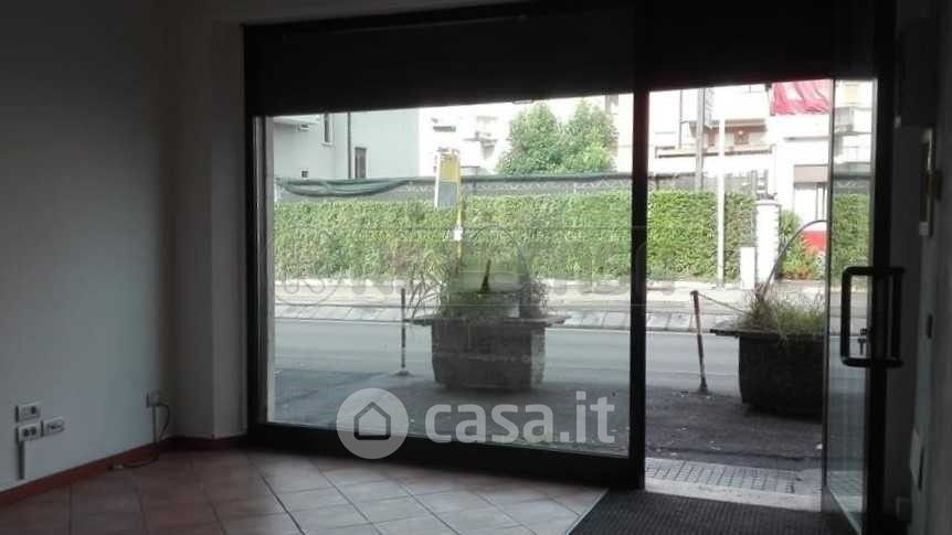 Negozio/Locale commerciale in Affitto in Viale G. Trissino a Vicenza